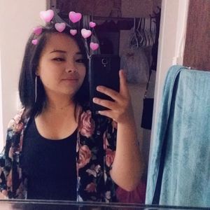 Meet your Posher, Yee